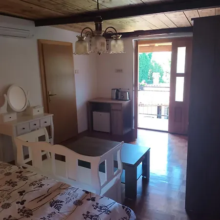 Apartma Brina 3 Sezana Exterior photo