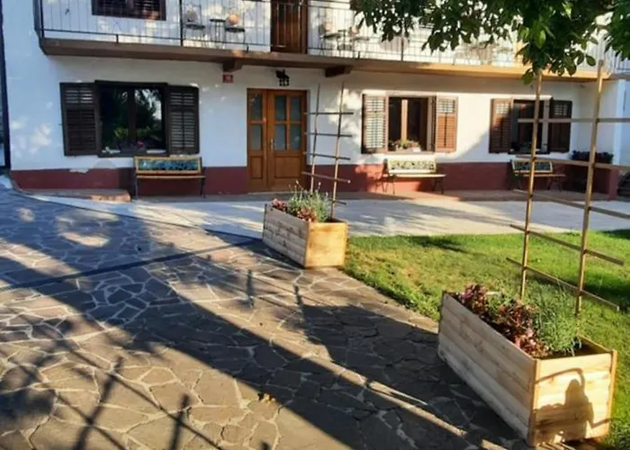 Apartma Brina 3
